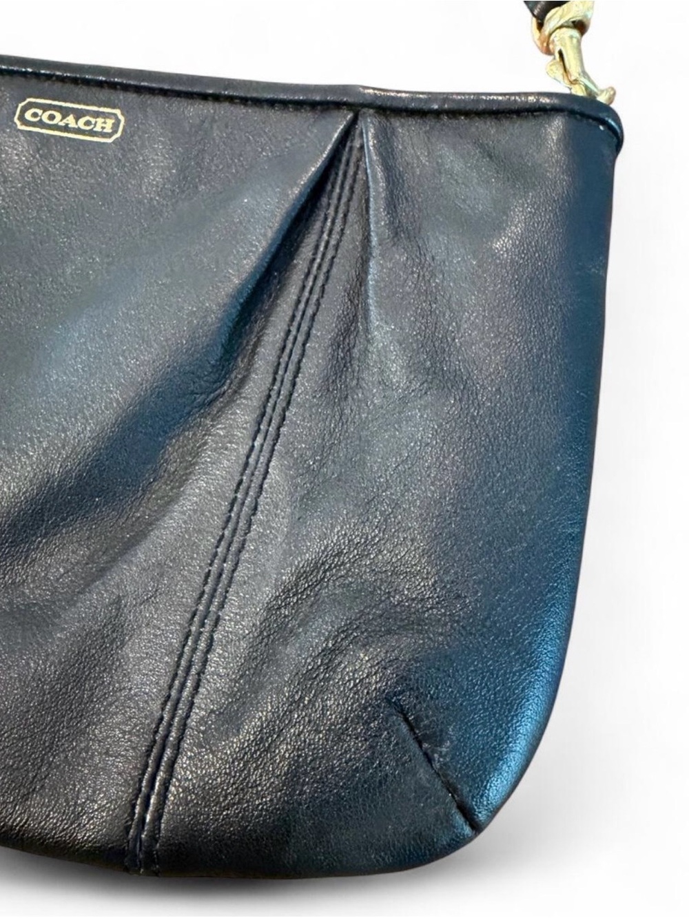 VTG Y2K Coach black leather wristlet with gold accents and embossed logo. - Picture 4 of 8